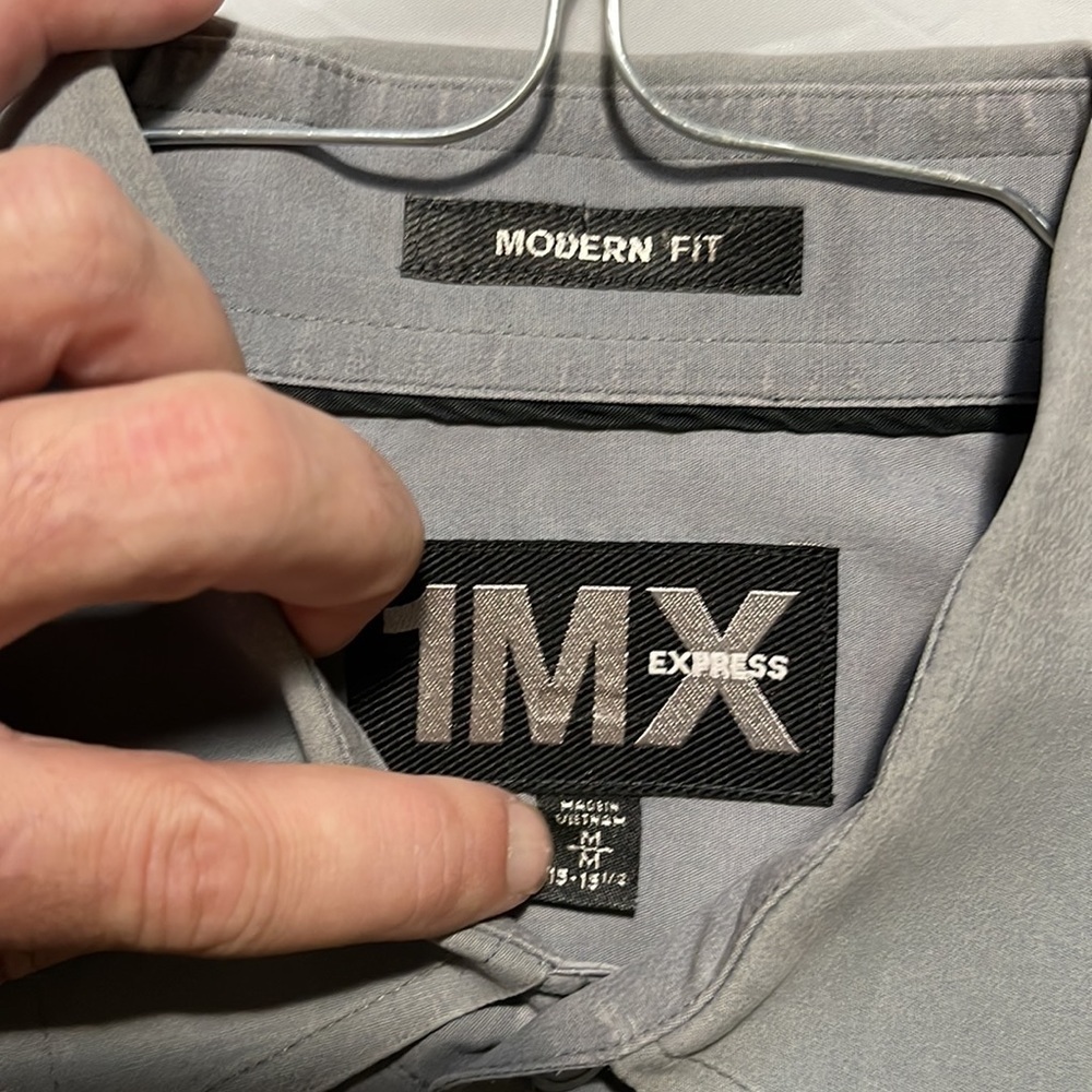 Express 1MX Modern men's button down dress shirt med. grey color Size M - Picture 2 of 5